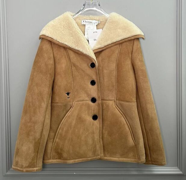 Дубленка Christian Dior женский замша бежевый 137354