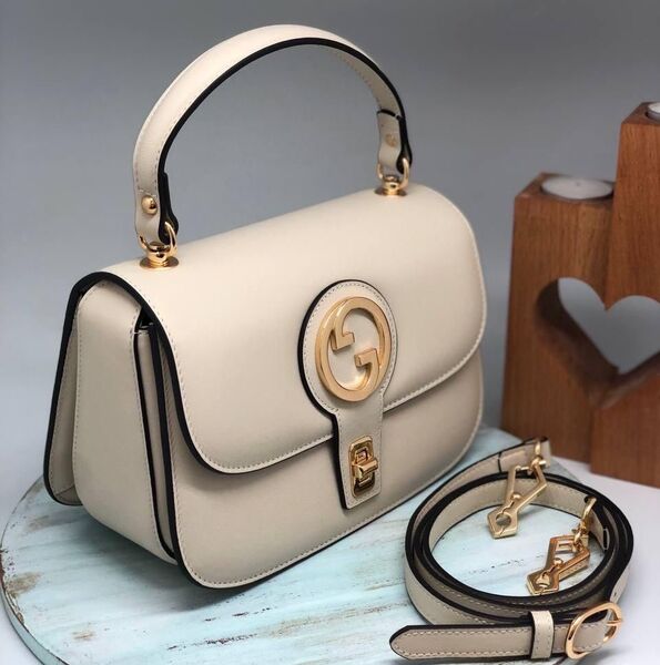 Сумка Gucci женский кожа бежевый 120997