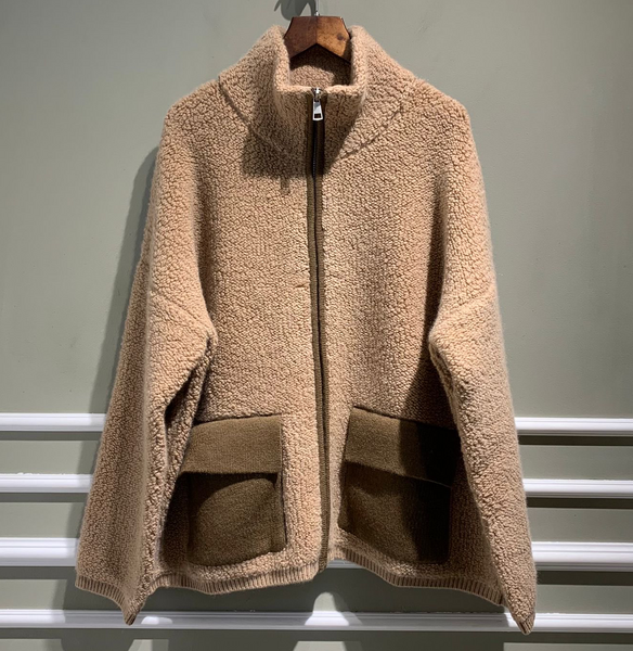 Куртка Loro Piana женский бежевый 38549