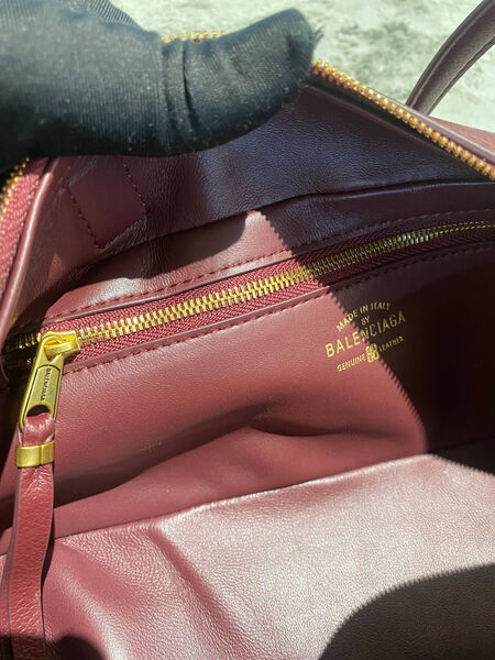 Сумка Balenciaga Carrie женский кожа бордовый 186350-7
