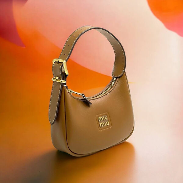Сумка Miu Miu женский кожа бежевый 126470-9