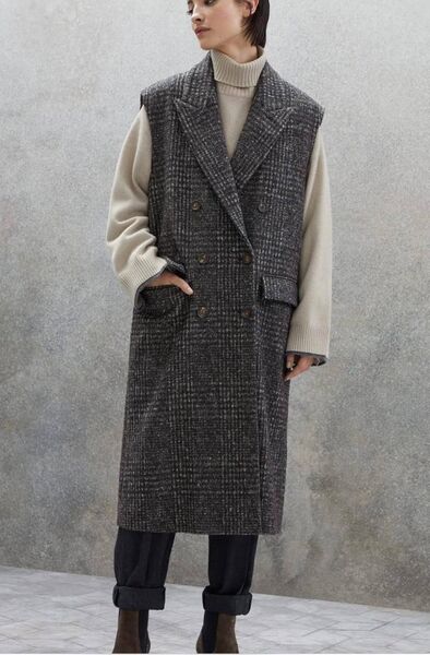 Жилет Brunello Cucinelli женский графитовый 138128