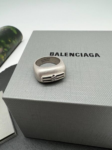 Кольцо Balenciaga графитовый 175419-2