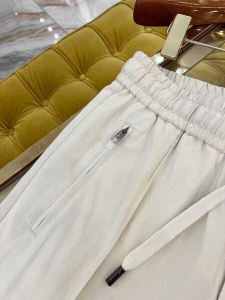 Мужские брюки Dolce & Gabbana мужской бежевый 191742-5