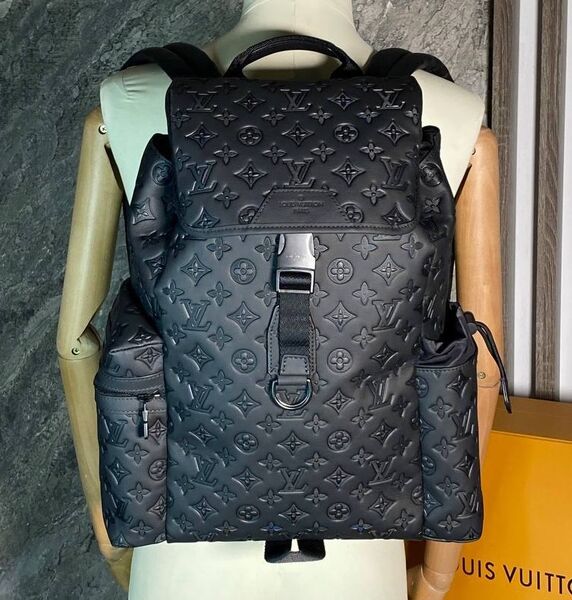 Мужской рюкзак Louis Vuitton мужской кожа черный 167094