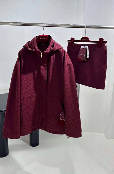 Куртка Gucci женский бордовый 156581-9
