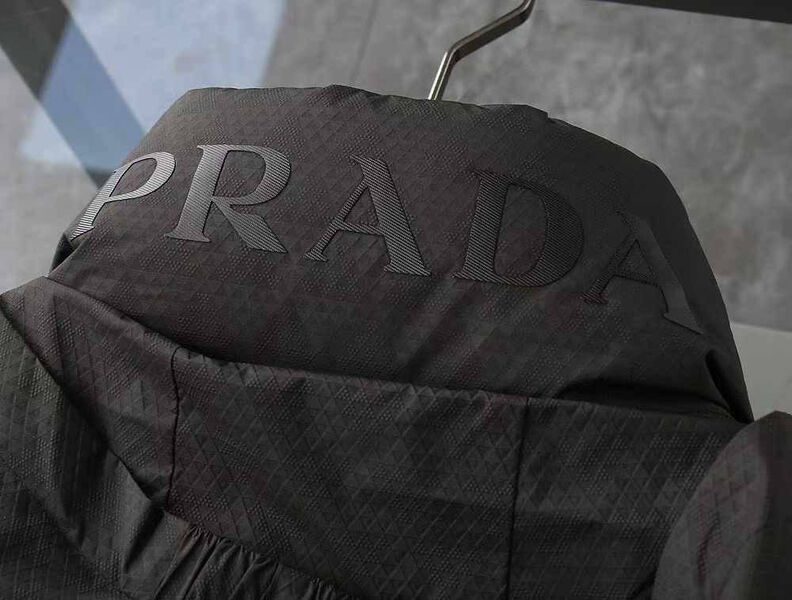 Мужской пуховик Prada мужской черный 161509-2
