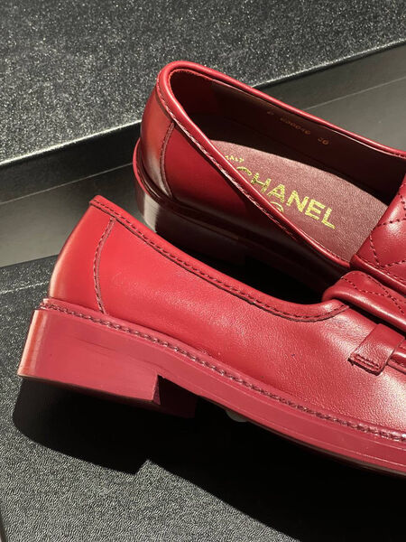 Лоферы Chanel женский кожа бордовый 161844-2