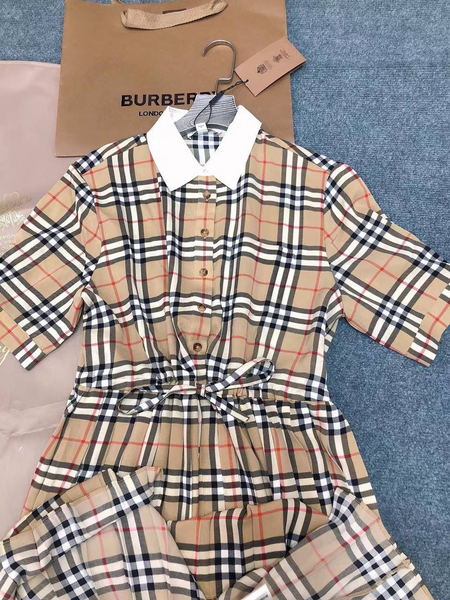 Платье Burberry женский бежевый 58731-3