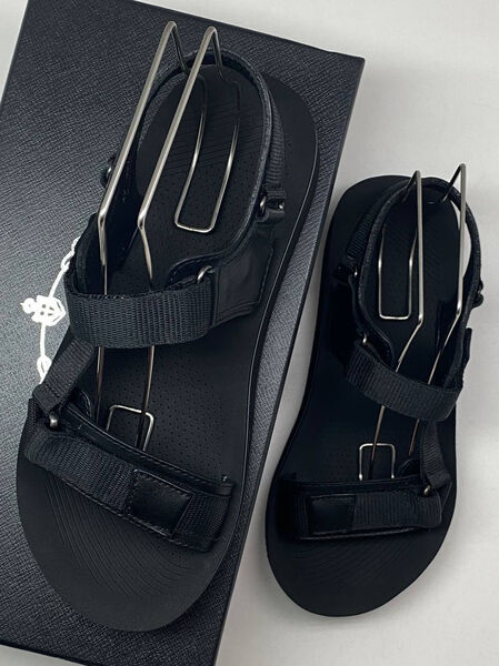 Мужские сандалии Prada мужской кожа черный 152240-5