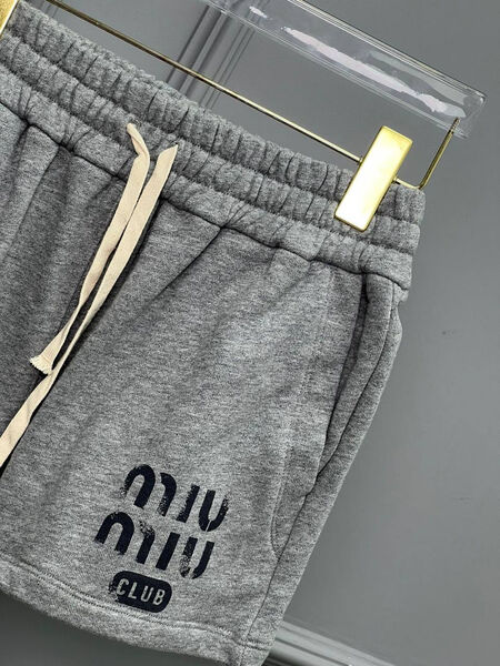 Костюм Miu Miu женский графитовый 142161-4