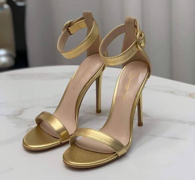 Босоножки Gianvito Rossi женский кожа бронзовый 156987