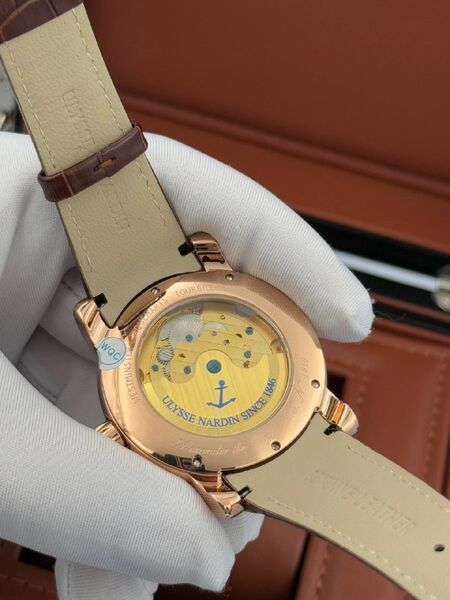 Мужские часы Ulysse Nardin мужской коричневый w0538259-1-6