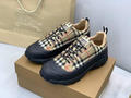 Кроссовки Burberry женский текстиль бежевый 92602-4