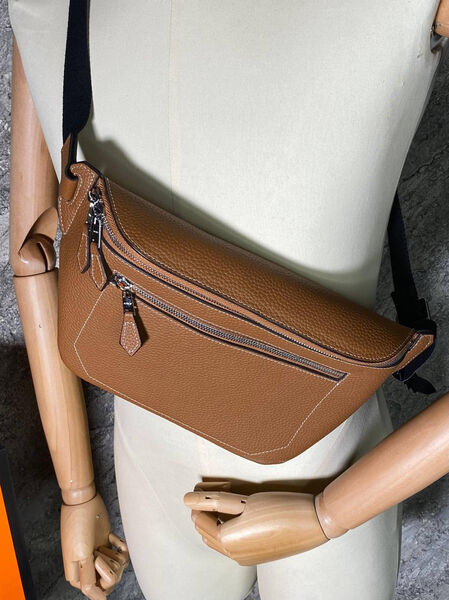 Мужская сумка слинг Hermès мужской кожа 134996-2