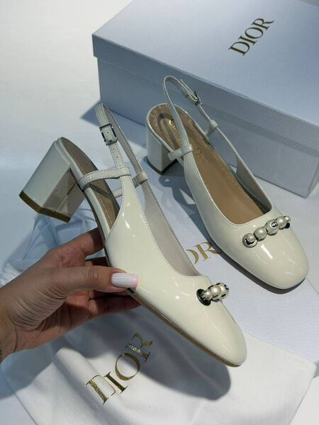 Туфли Christian Dior женский кожа белый 189101-2