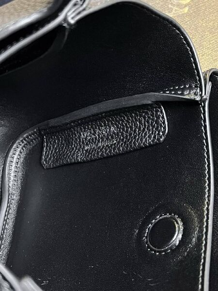 Сумка Prada женский кожа черный l0826468-1-8