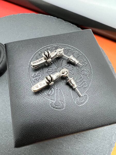 Серьги Chrome Hearts серый 175266