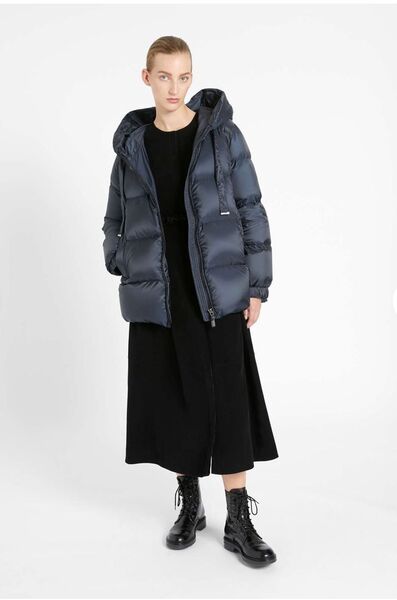 Пуховик Max Mara женский черный 62921-4