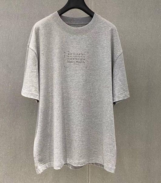 Мужская футболка Maison Margiela мужской графитовый 180726