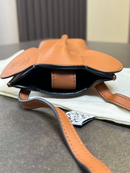 Cумка Loewe женский кожа коричневый o1851440-1-9