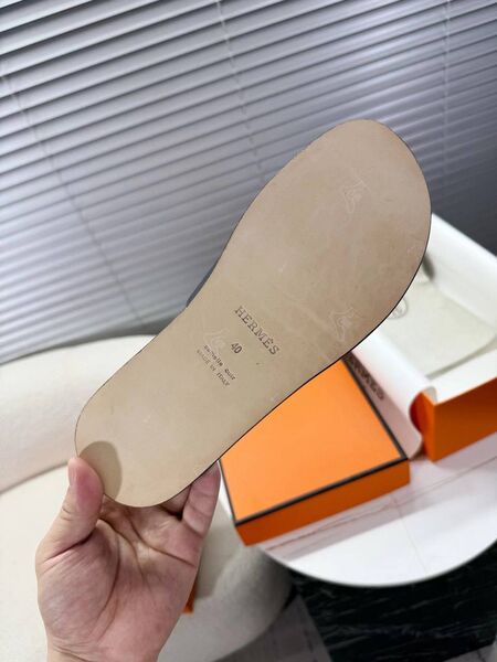 Мужские шлёпанцы Hermes Izmir мужской кожа черный m5113226-1-10