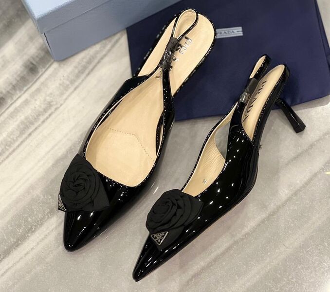 Туфли Prada женский кожа черный 118186