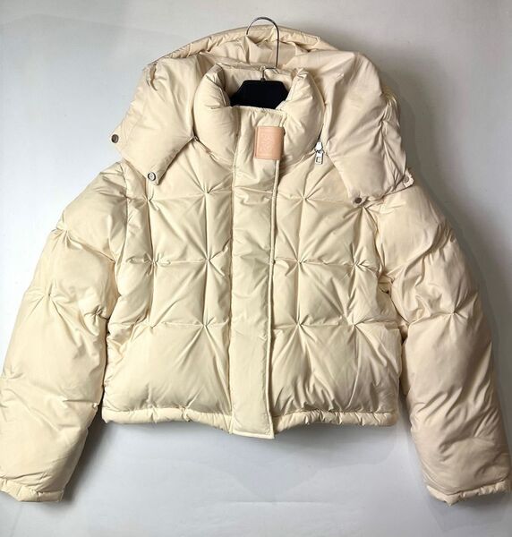 Пуховик Loewe женский бежевый 126079