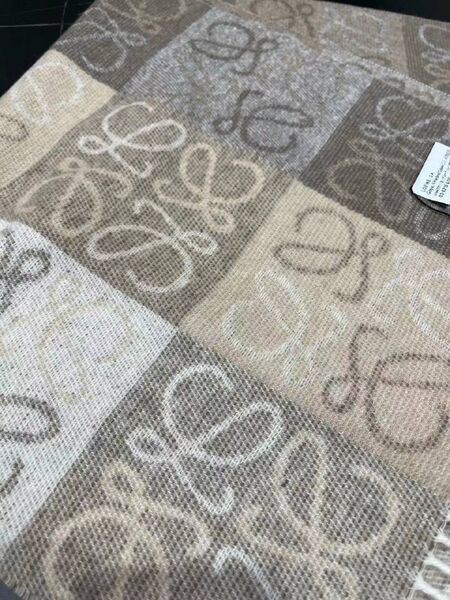 Шарф Loewe из шерсти и шелка женский шерсть бежевый n5321342-1-9