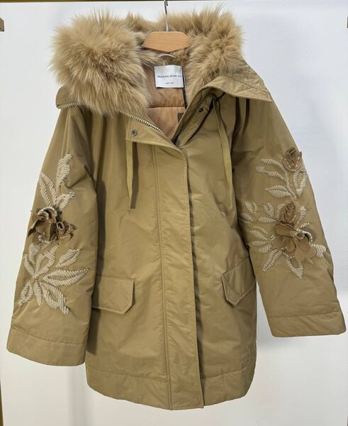 Куртка Ermanno Scervino женский бежевый 172300