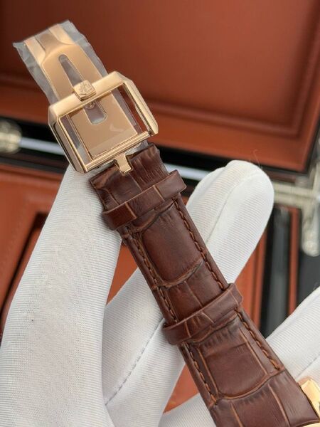 Мужские часы Ulysse Nardin мужской коричневый w0538259-1-7