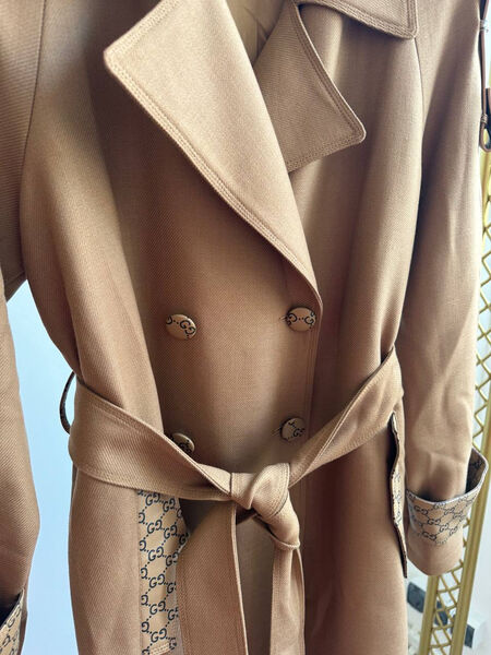 Плащ Gucci женский бежевый 157211-5