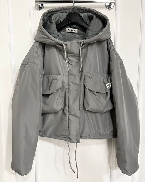 Куртка Miu Miu женский графитовый 132651