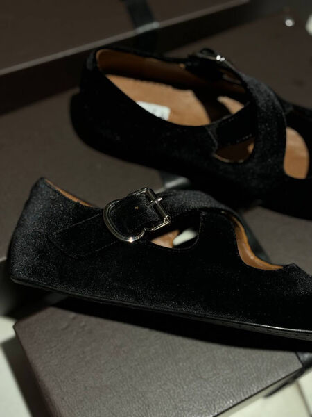 Балетки Alaïa женский замша черный 148038-4
