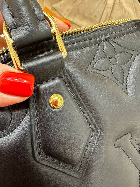 Сумка Louis Vuitton женский кожа черный 128895-6
