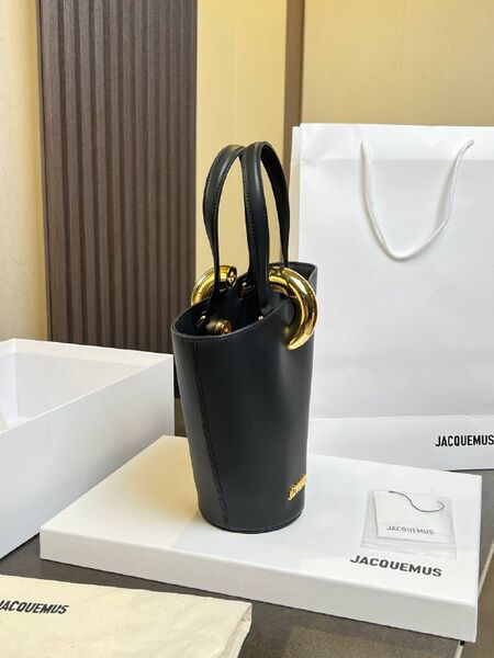 Сумка Jacquemus женский кожа черный m9046629-1-5