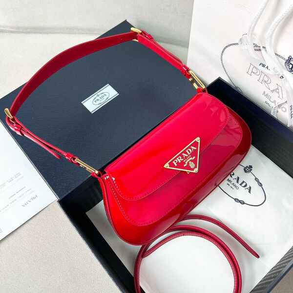 Сумка Prada женский кожа бордовый 149591-2