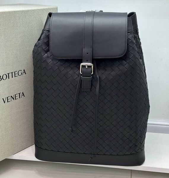 Мужской рюкзак Bottega Veneta мужской кожа черный 53334