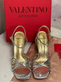 Босоножки Valentino женский кожа графитовый 180898-2