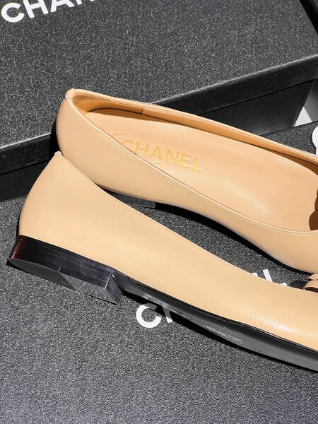 Балетки Chanel женский кожа бежевый 146294-3