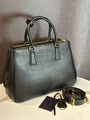 Сумка Prada женский кожа черный 158962-6