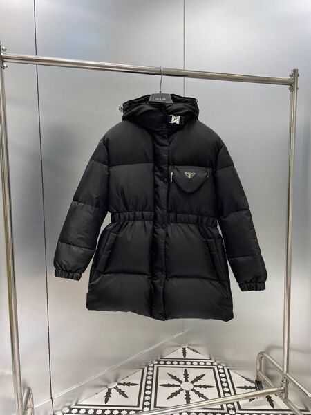 Пуховик Prada женский черный 63232-6