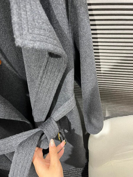 Пальто Loro Piana женский графитовый 158907-4