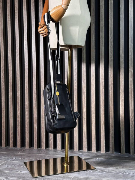 Мужская сумка слинг Bally мужской кожа черный 136554-3