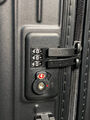 Чемодан Rimowa женский пластик черный 173125-3