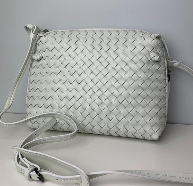 Сумка Bottega Veneta женский кожа белый 72362
