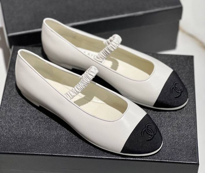 Балетки Chanel женский кожа белый 139292