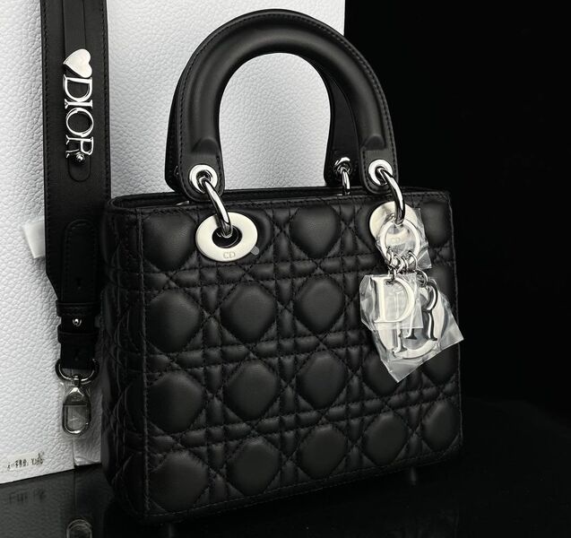 Сумка Christian Dior Lady женский кожа черный 120335