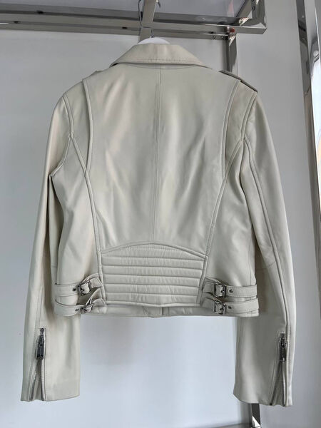 Куртка Balenciaga женский кожа белый 141913-2