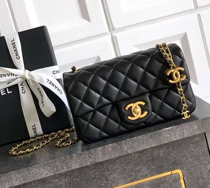 Сумка Chanel женский кожа черный 198046